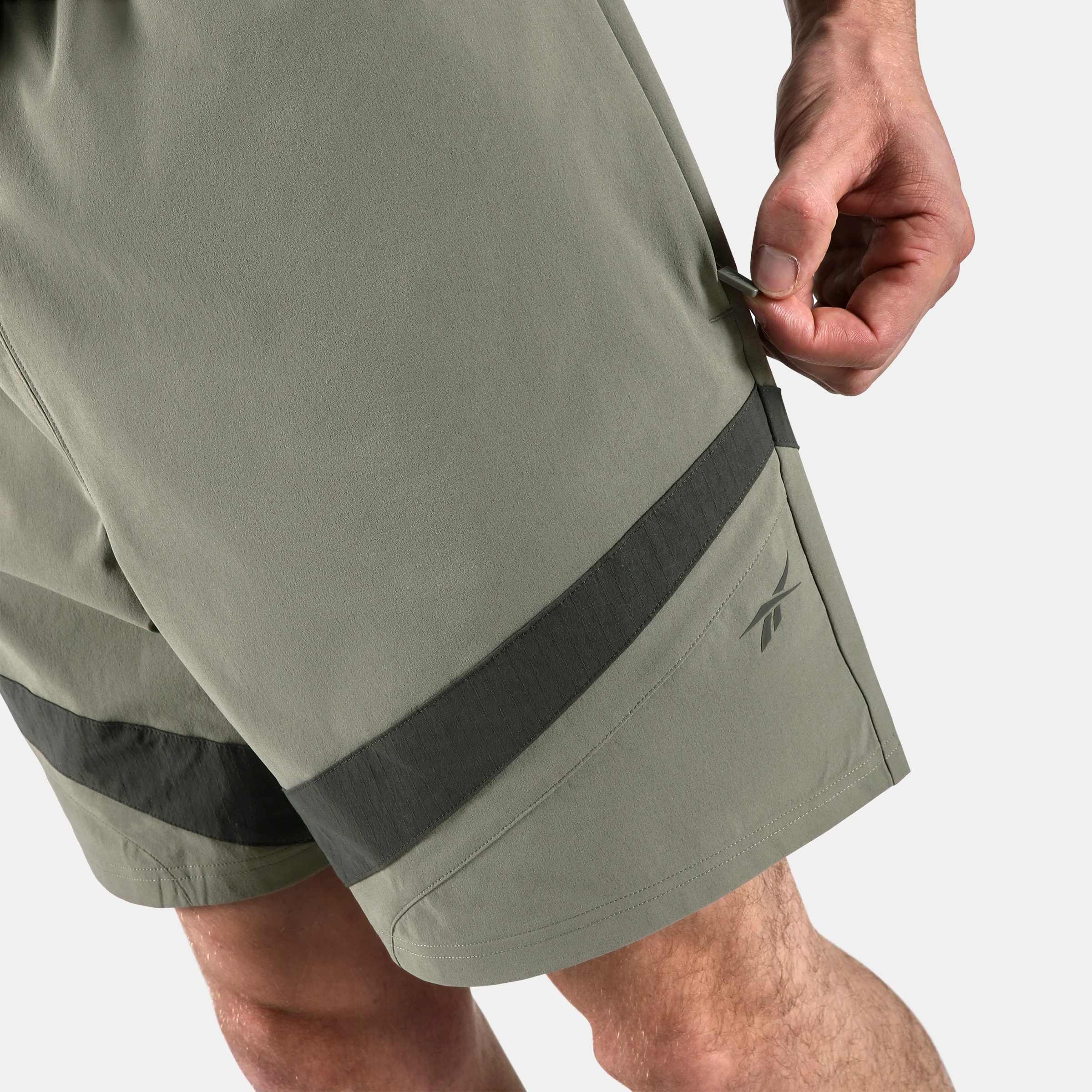 RBK.B Woven Short - Image 4