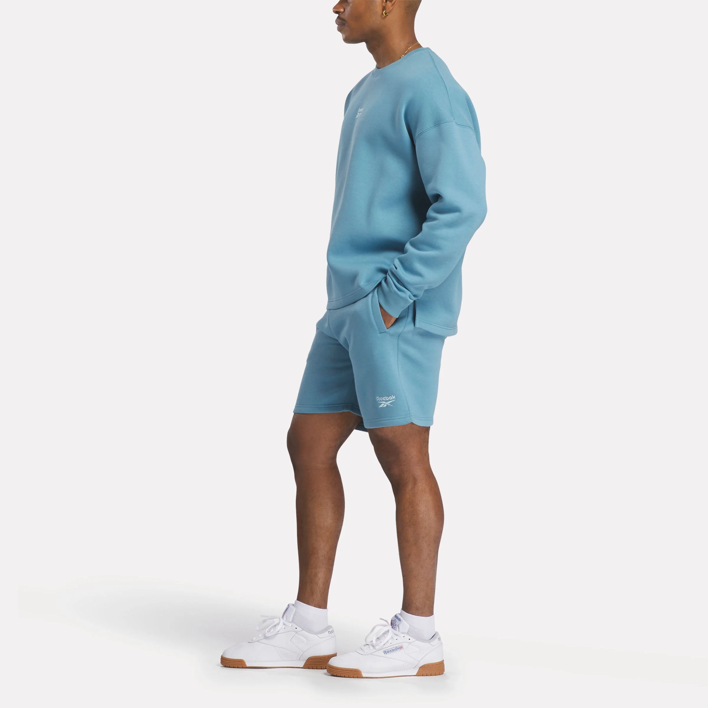 Wardrobe Essentials Sweatshirt - Image 3
